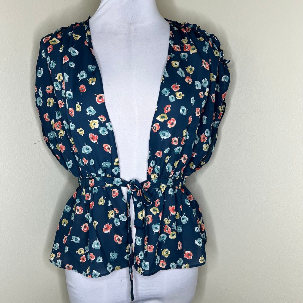 LC Lauren Conrad Top XS Tie Front Kimono Floral Ruched V-Neck Wrap Blouse Modern